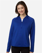 Load image into Gallery viewer, Women's Qualify Quarter-Zip Hooded Pullover